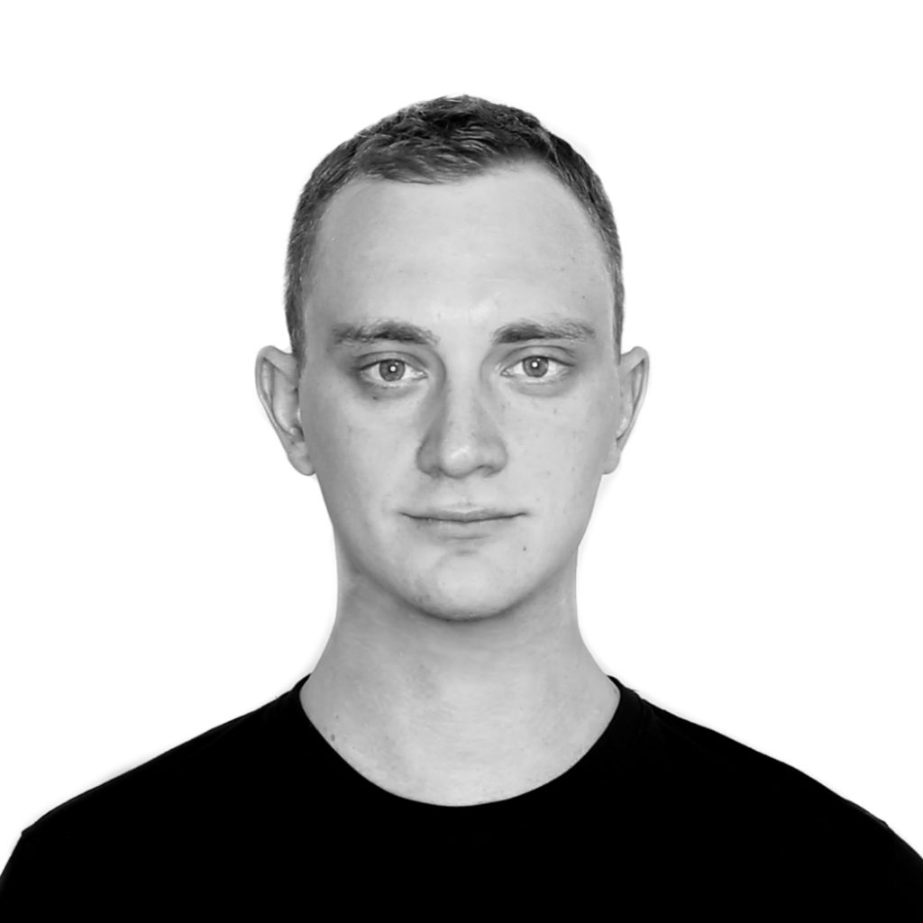 Portrait of Chris Tzitzis, Co-Founder of SirLinksalot.co.